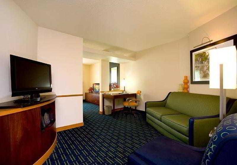 Fairfield Inn & Suites Traverse City Rum bild
