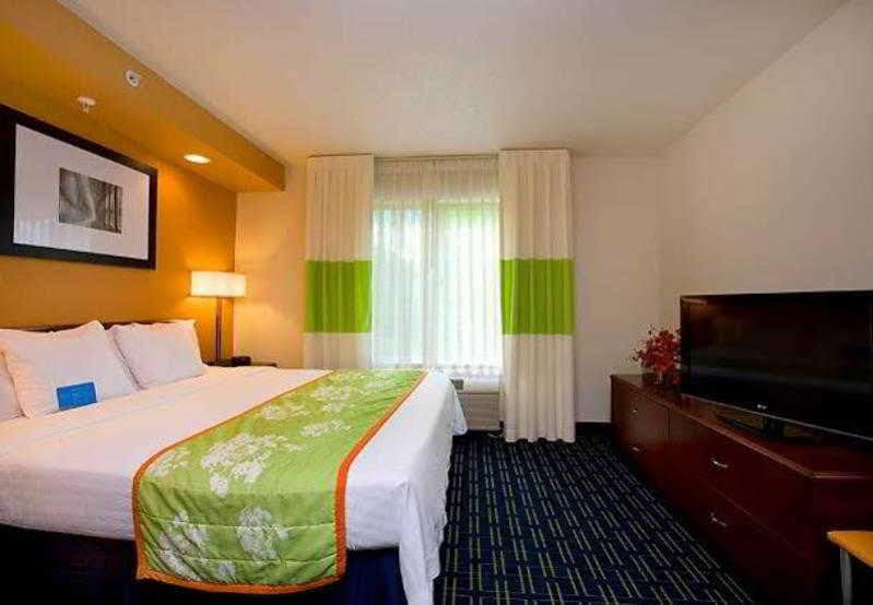 Fairfield Inn & Suites Traverse City Exteriör bild